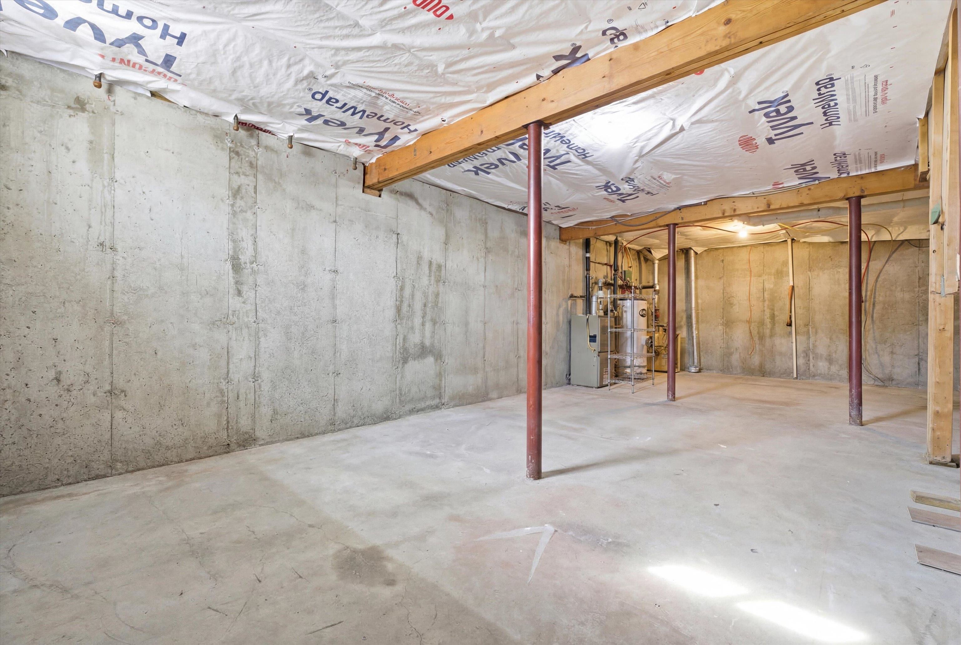 180 Spruce Street, Unit A Manchester, NH 03103 - Photo 22 of 26