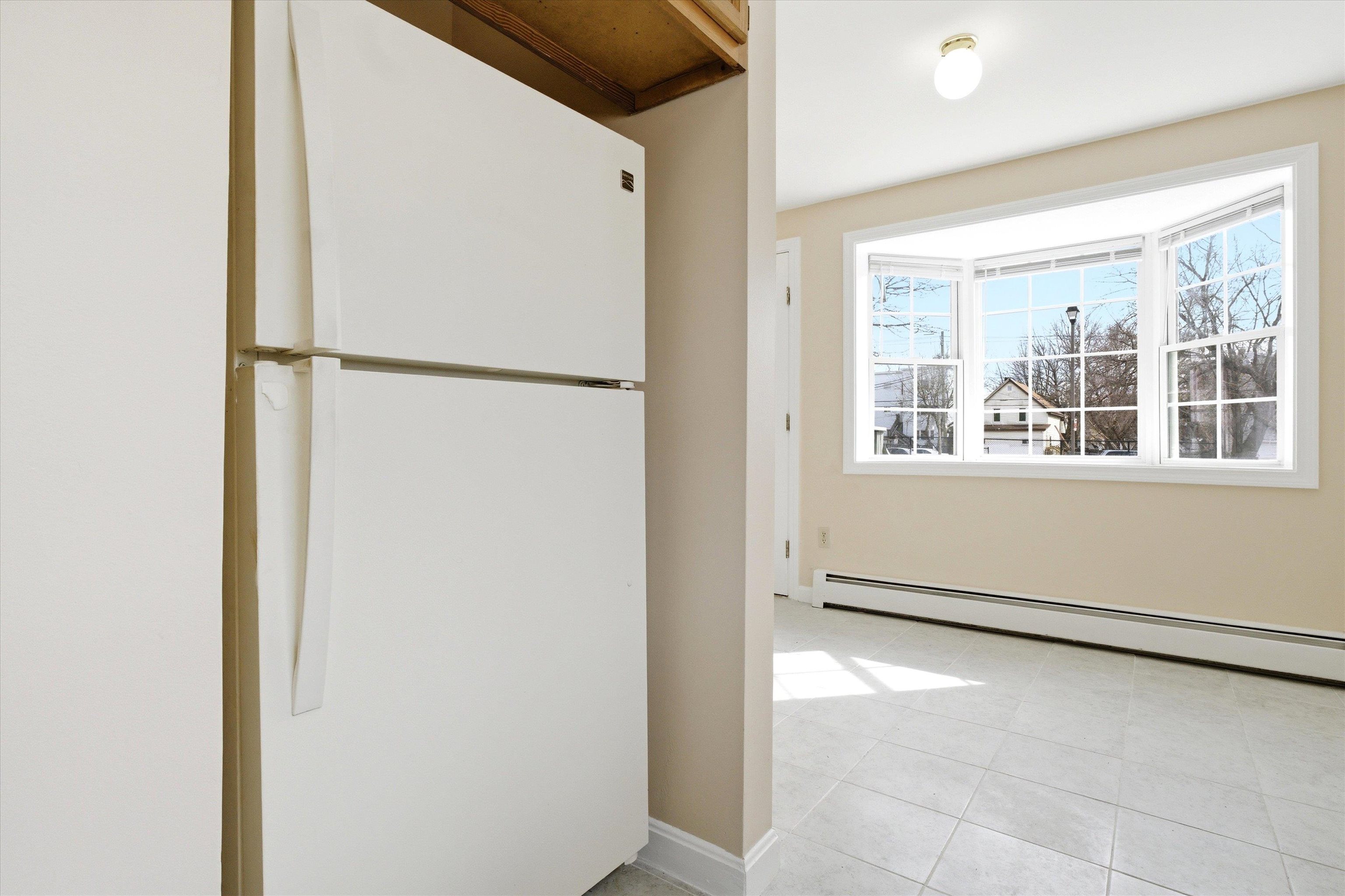 180 Spruce Street, Unit A Manchester, NH 03103 - Photo 9 of 26