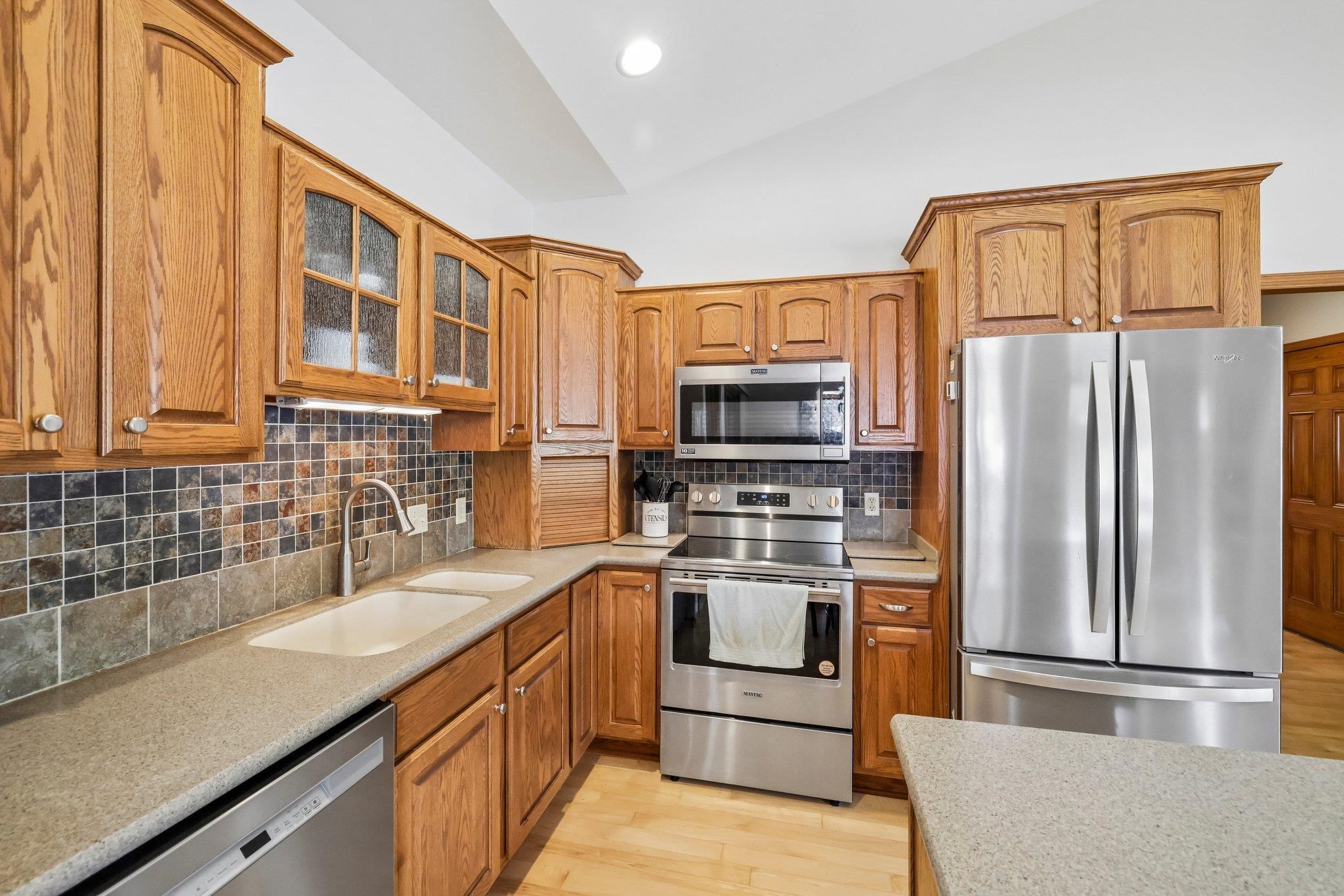 738 8th Street Prairie du Sac, WI 53578 - Photo 9 of 44