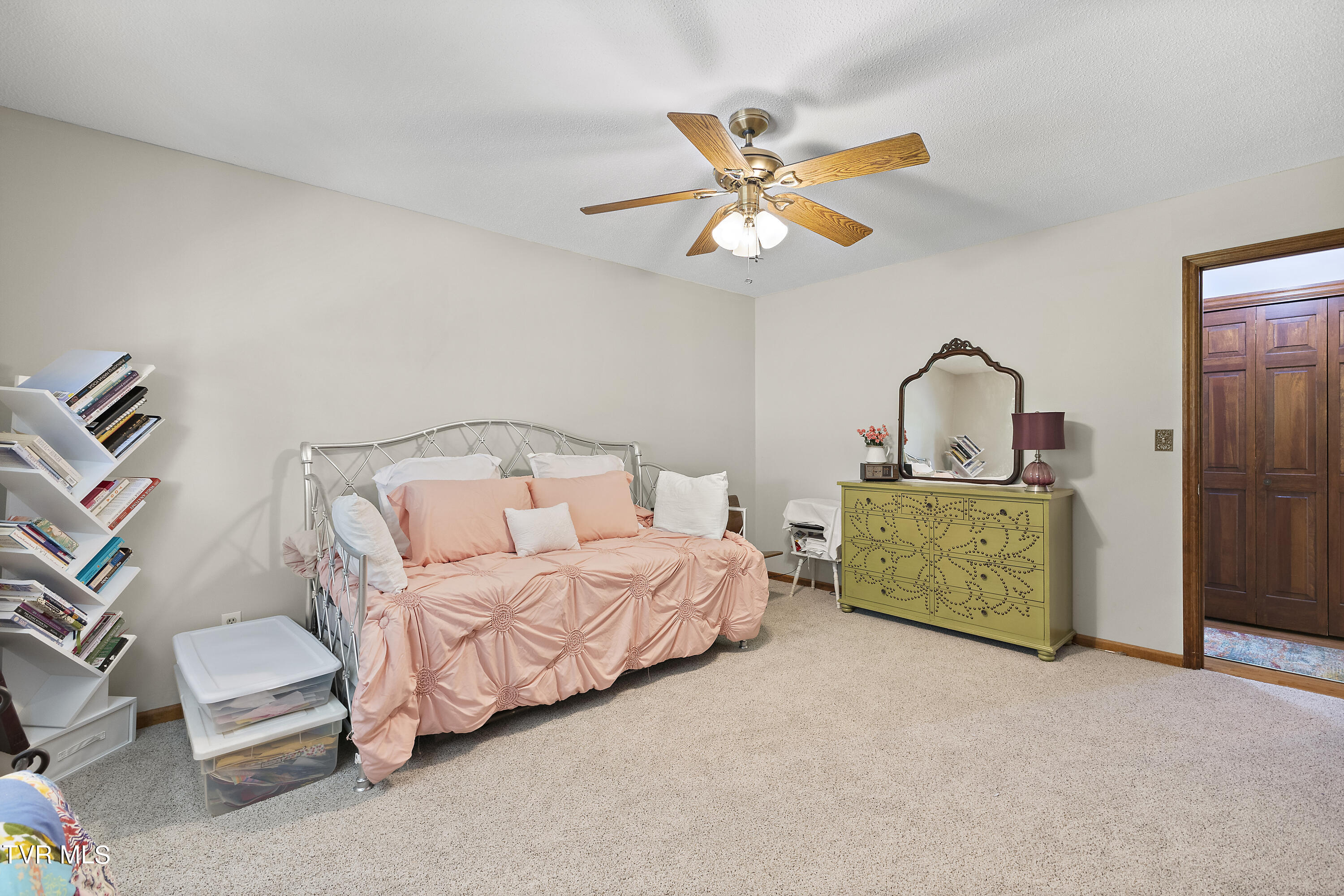 120 Rocky Branch Road Elizabethton, TN 37643 - Photo 28 of 73 128A5668