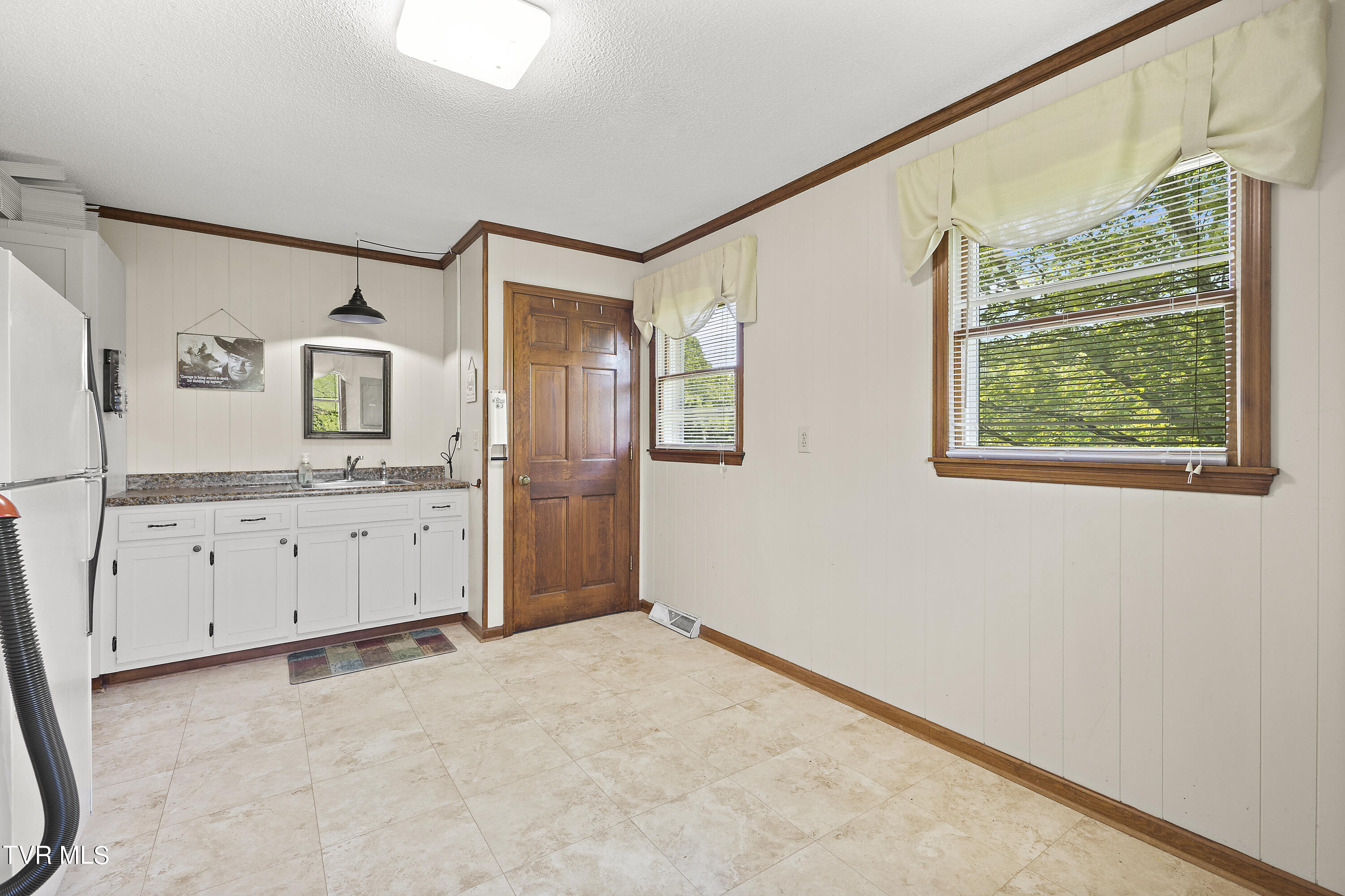 120 Rocky Branch Road Elizabethton, TN 37643 - Photo 47 of 73 128A5737