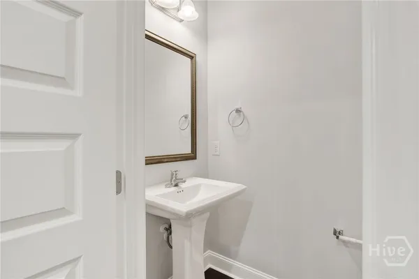 $2,000 | 81 Dorsey Drive, Richmond Hill, GA 31324