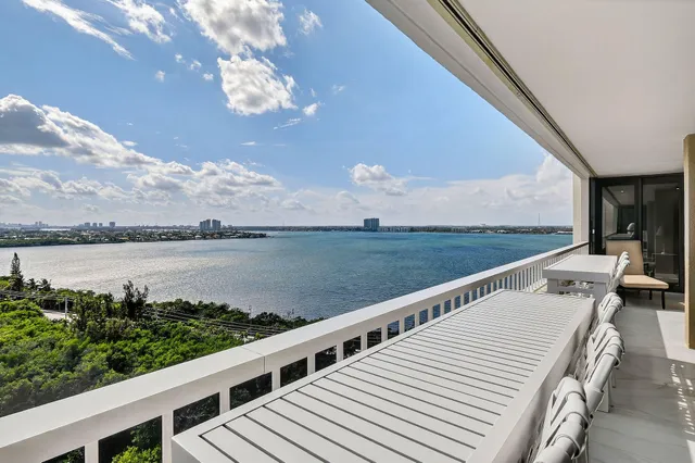 $1,195,000 | 5280 North Ocean Drive, Unit 11F, Singer Island, FL 33404