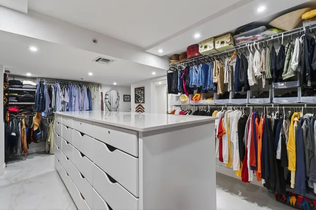 $1,195,000 | 5280 North Ocean Drive, Unit 11F, Singer Island, FL 33404