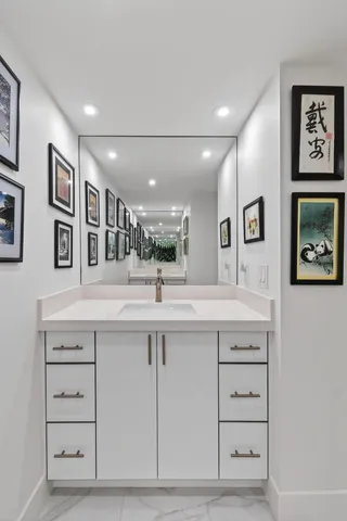 $1,195,000 | 5280 North Ocean Drive, Unit 11F, Singer Island, FL 33404