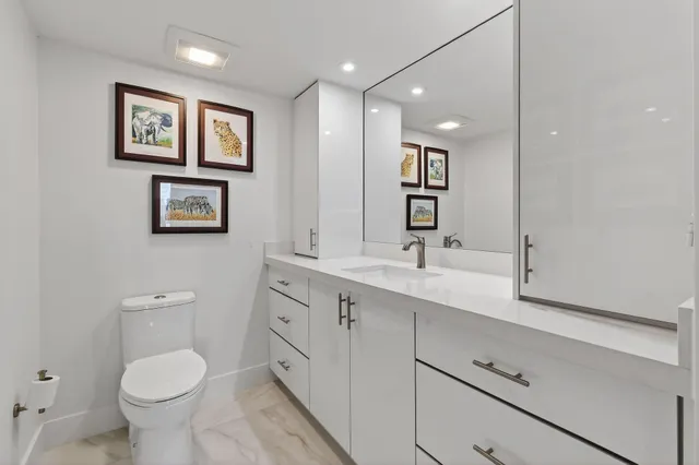 $1,195,000 | 5280 North Ocean Drive, Unit 11F, Singer Island, FL 33404