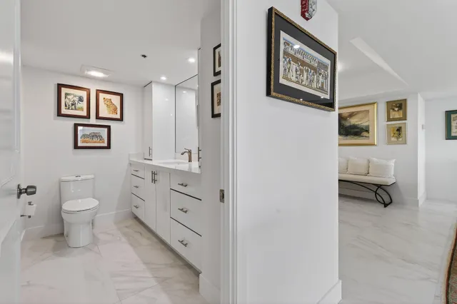 $1,195,000 | 5280 North Ocean Drive, Unit 11F, Singer Island, FL 33404