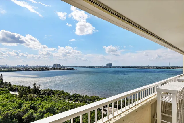 $1,195,000 | 5280 North Ocean Drive, Unit 11F, Singer Island, FL 33404