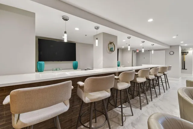 $1,195,000 | 5280 North Ocean Drive, Unit 11F, Singer Island, FL 33404