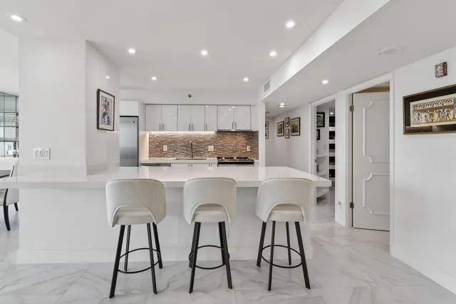 $1,195,000 | 5280 North Ocean Drive, Unit 11F, Singer Island, FL 33404