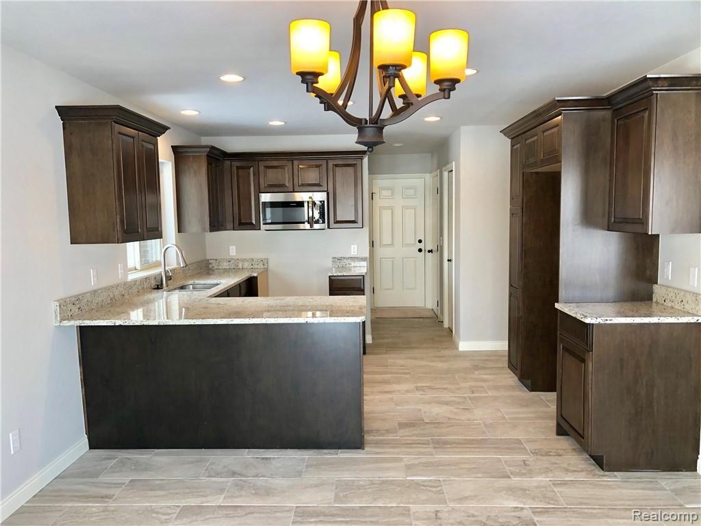 48057 Donner Road New Baltimore, MI 48047 - Photo 4 of 68 2053B2A8-C047-4B9A-93EB-20272649E2A6.jpeg