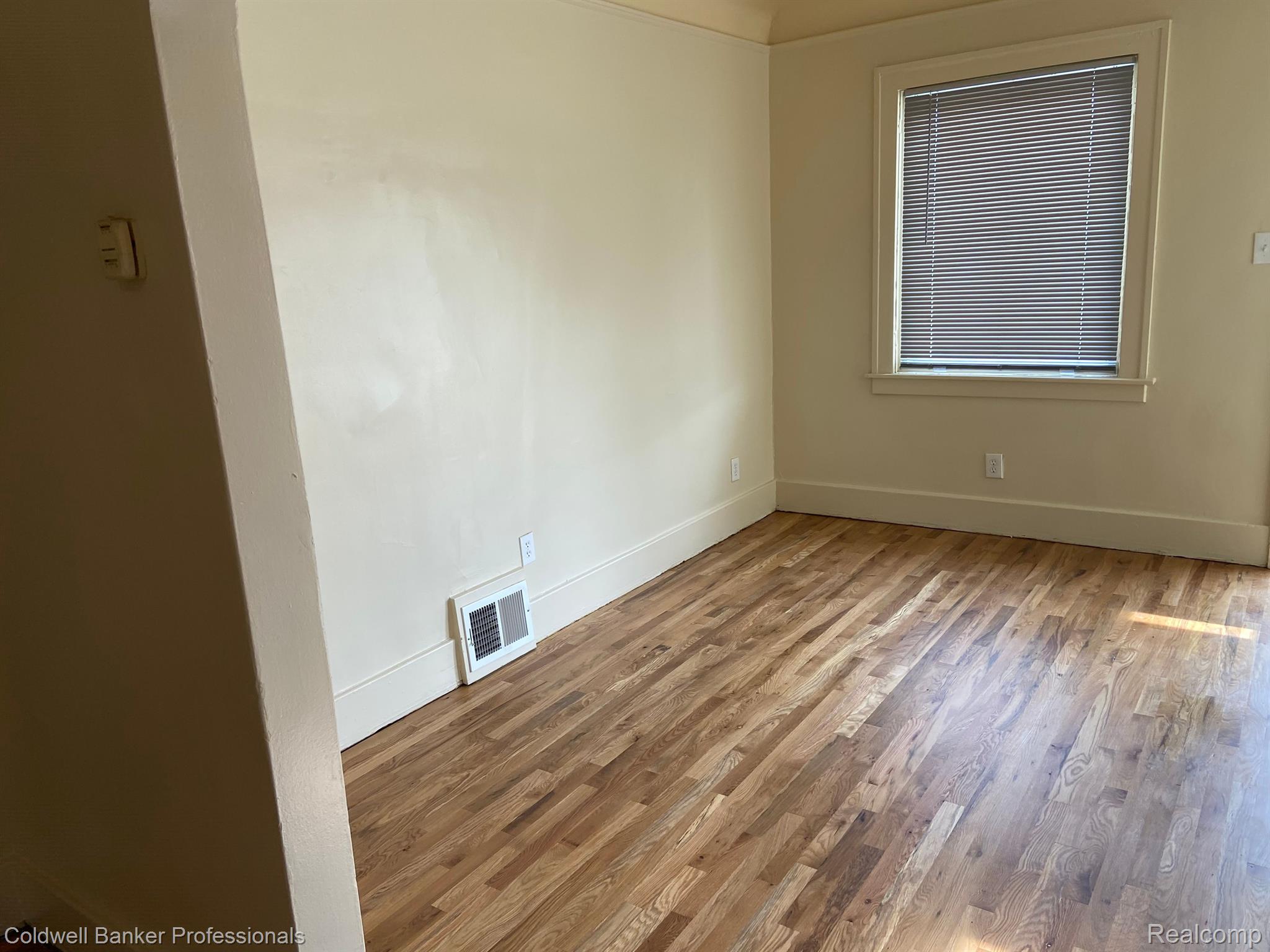 3961 Devonshire Road Detroit, MI 48224 - Photo 7 of 18 Gallery Image 7