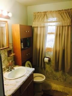 524 Friel Road Baden, PA 15005 - Photo 14 of 25 Main bathroom and vanity.
