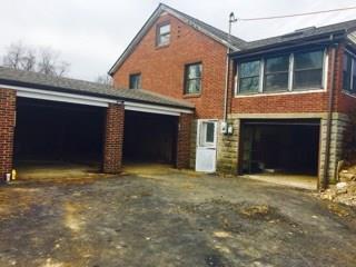 524 Friel Road Baden, PA 15005 - Photo 20 of 25 This home offers plenty of garage space.