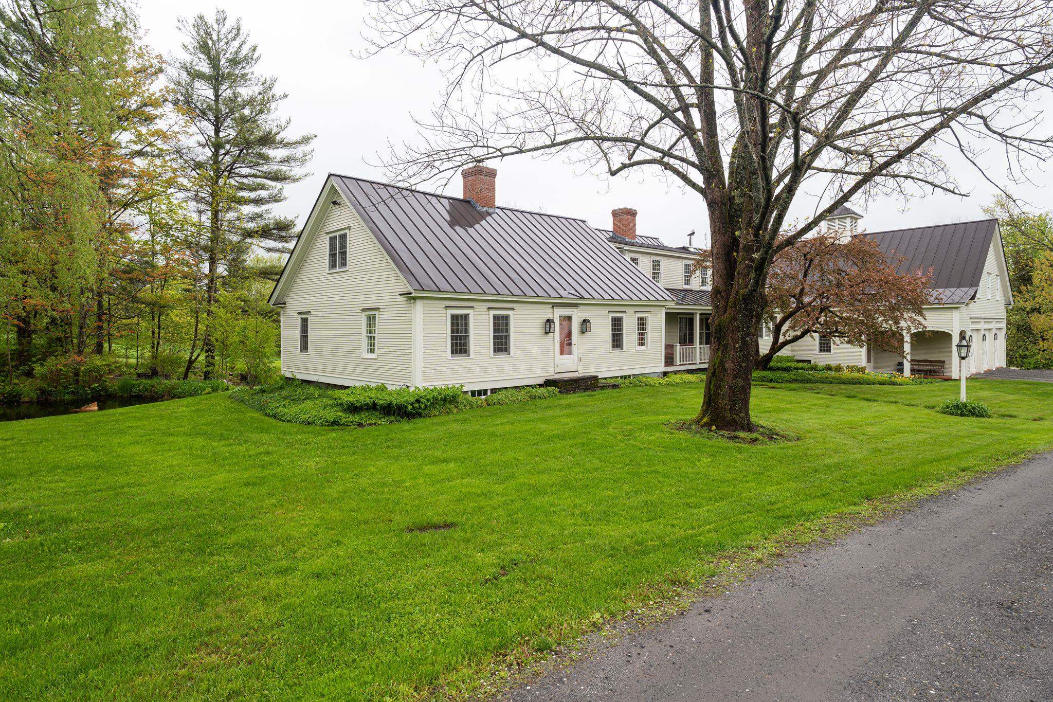 1497 Bowman Road Barnard, VT 05032 - Photo 17 of 60