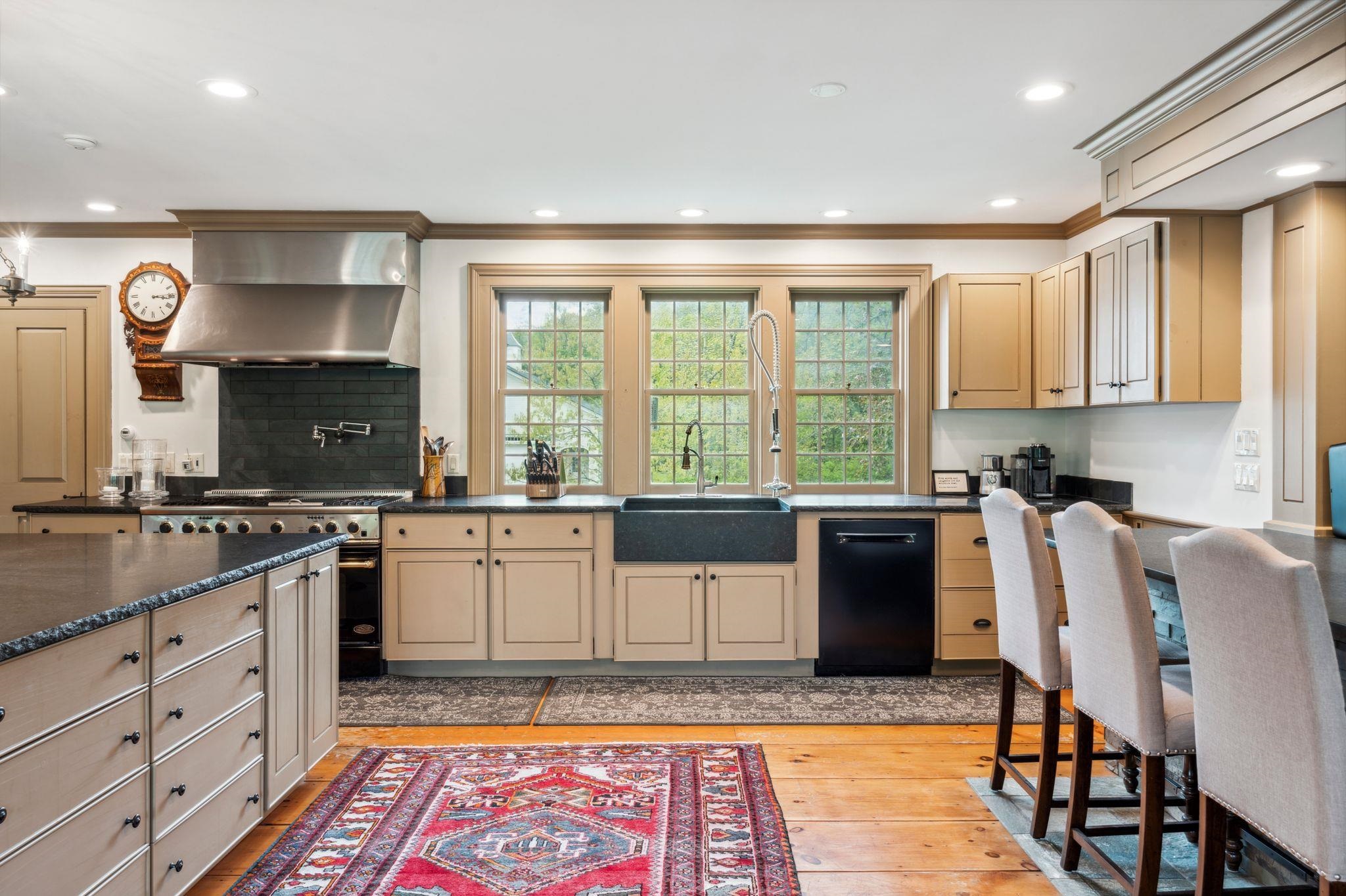 1497 Bowman Road Barnard, VT 05032 - Photo 25 of 60