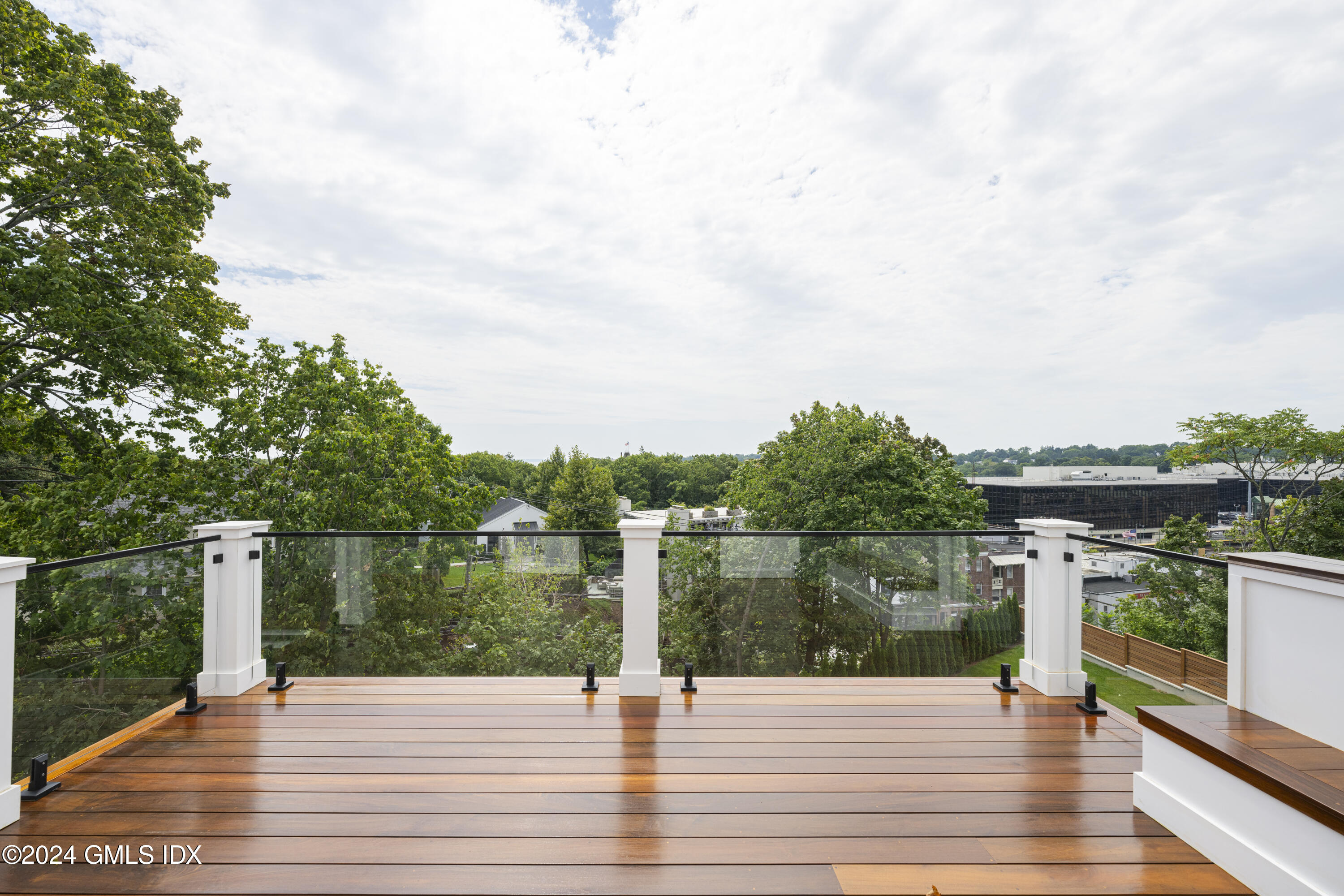 66 Ridge Street Greenwich, CT 06830 - Photo 28 of 40 _DSC4050