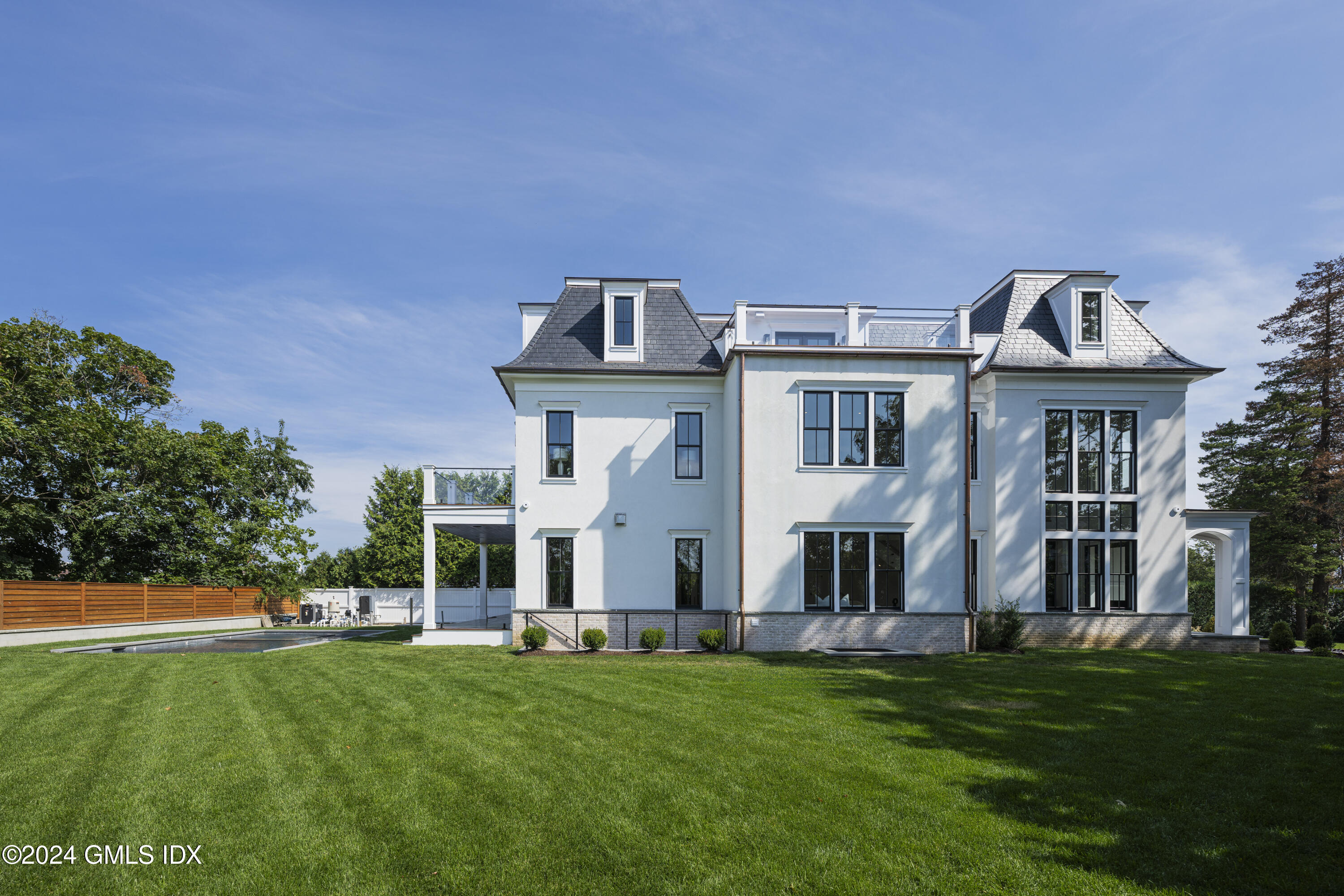 66 Ridge Street Greenwich, CT 06830 - Photo 34 of 40 _DSC2963-Edit