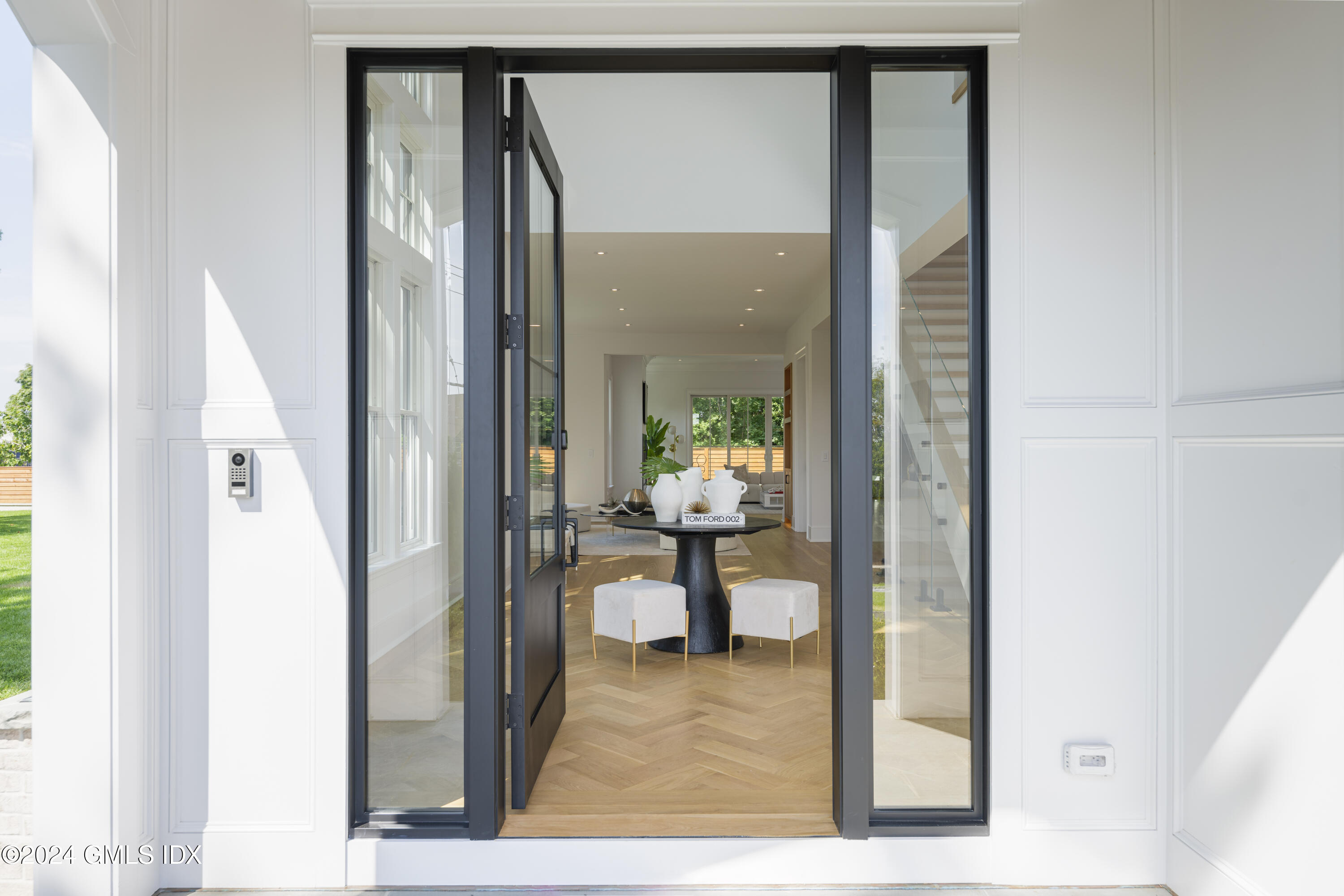 66 Ridge Street Greenwich, CT 06830 - Photo 5 of 40 _DSC2996-Edit