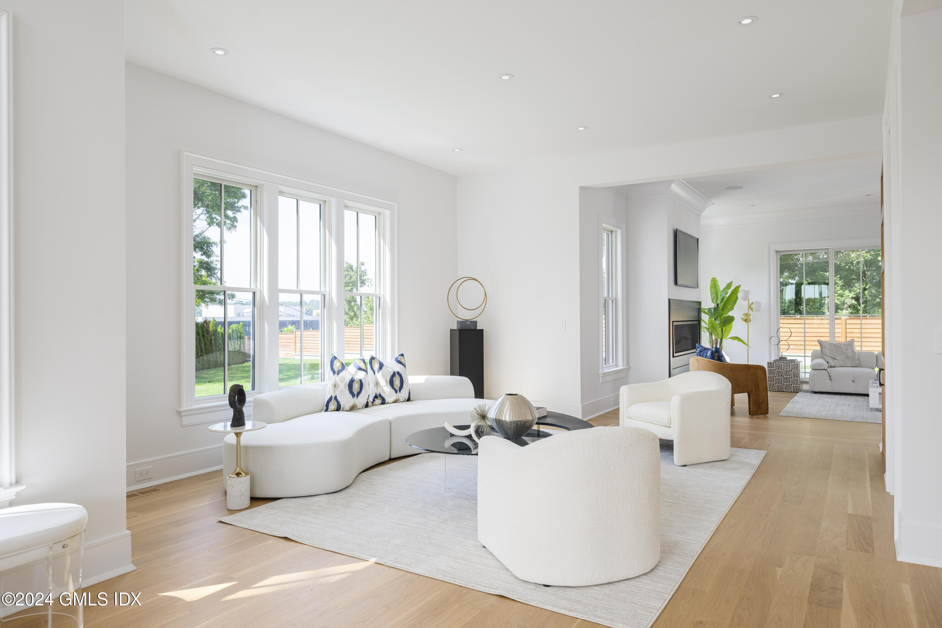 66 Ridge Street Greenwich, CT 06830 - Photo 9 of 40 _DSC3061-Edit