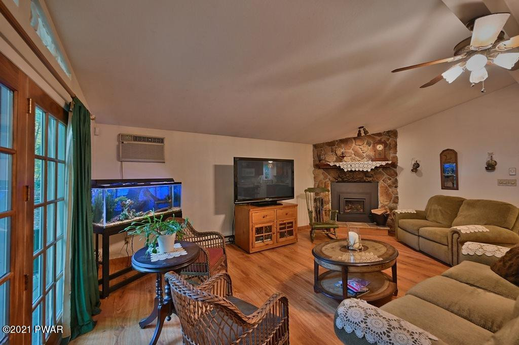115 Pebble Rock Road Lackawaxen, PA 18435 - Photo 6 of 97 Photo 06
