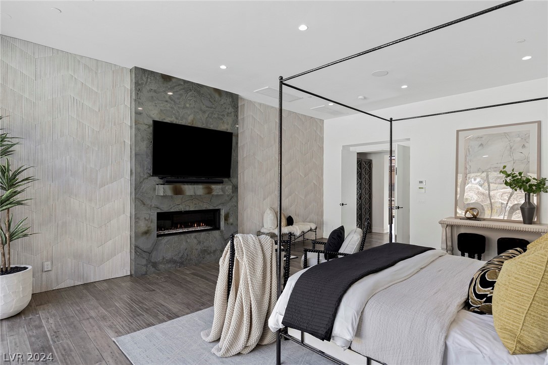 20 Lookout Ridge Drive Las Vegas, NV 89135 - Photo 26 of 55 Primary Bedroom