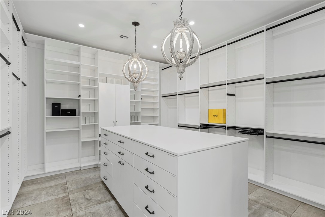 20 Lookout Ridge Drive Las Vegas, NV 89135 - Photo 33 of 55 Primary Walk-in Closet