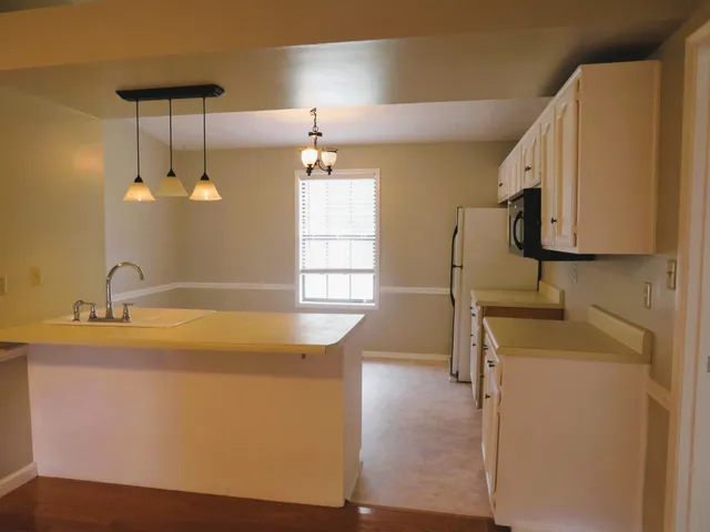 $1,550 | 1945 North Dixie Avenue, Cookeville, TN 38501