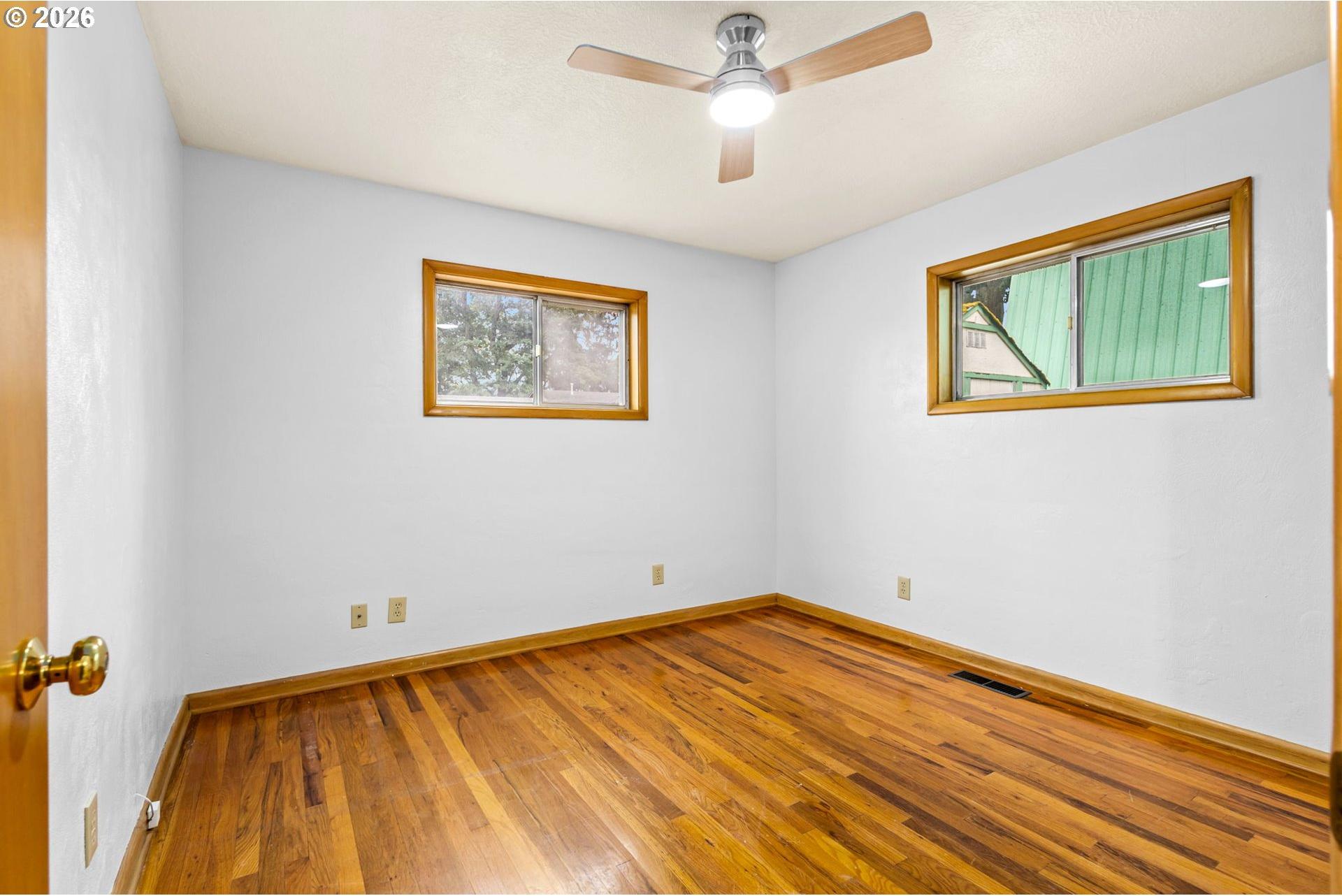 4966 Swegle Road Northeast Salem, OR 97301 - Photo 21 of 43 Gallery Image 21