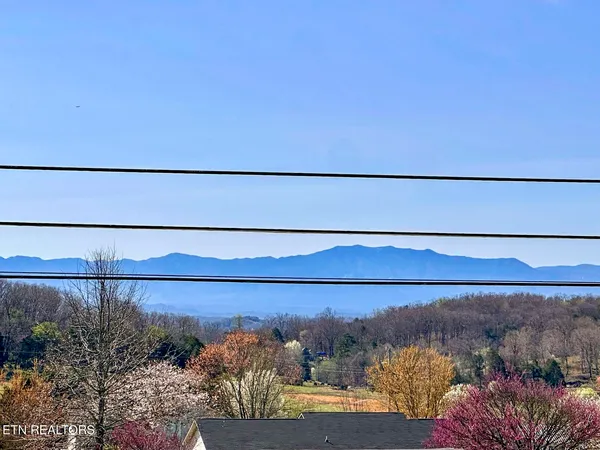 $399,900 | 613 Ross Drive, Dandridge, TN 37725