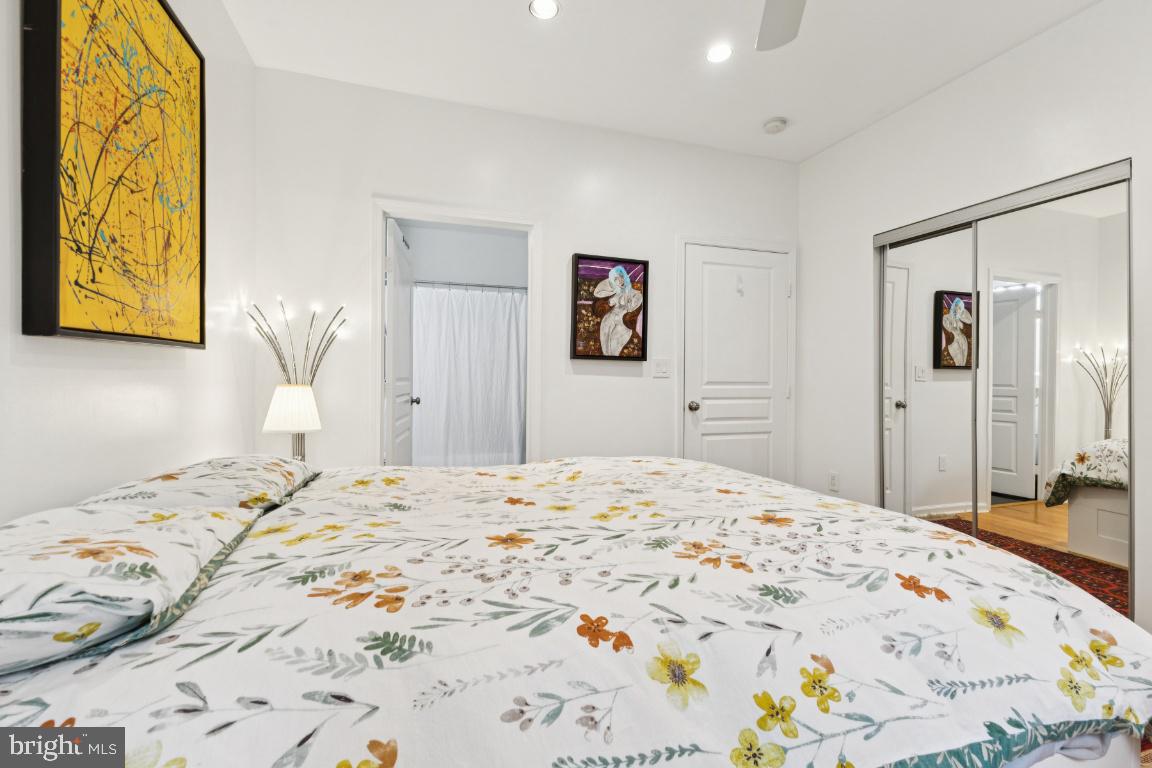 12000 Market Street, Unit 151 Reston, VA 20190 - Photo 25 of 58 2nd Bedroom with access to 2nd Full Bathroom