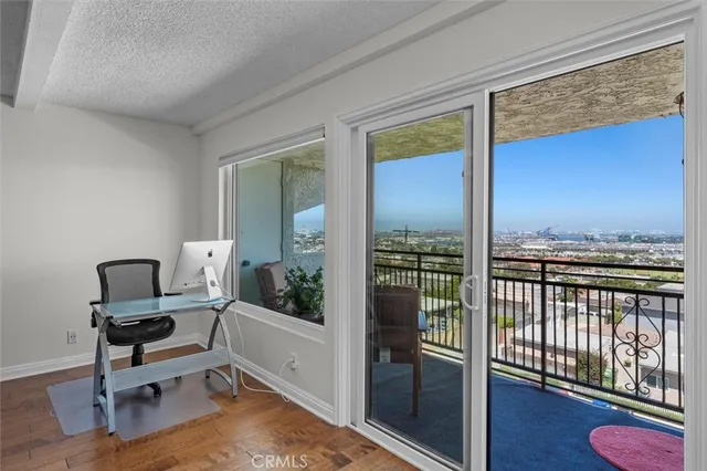 $660,000 | 765 West 26th Street, Unit 308, San Pedro, CA 90731
