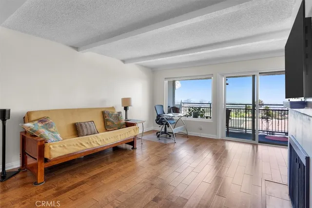 $660,000 | 765 West 26th Street, Unit 308, San Pedro, CA 90731