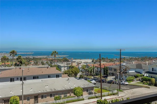 $660,000 | 765 West 26th Street, Unit 308, San Pedro, CA 90731