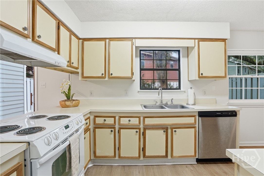 105 Windmill Lane Savannah, GA 31419 - Photo 11 of 26