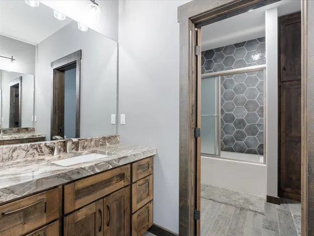 $2,500,000 | 24105 Hazel Wood Drive, Park Rapids, MN 56470