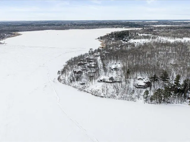 $2,500,000 | 24105 Hazel Wood Drive, Park Rapids, MN 56470