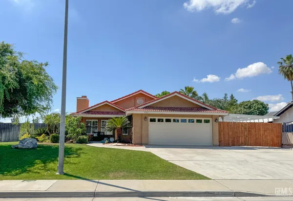 $450,000 | Undisclosed Address, Bakersfield, CA 93314