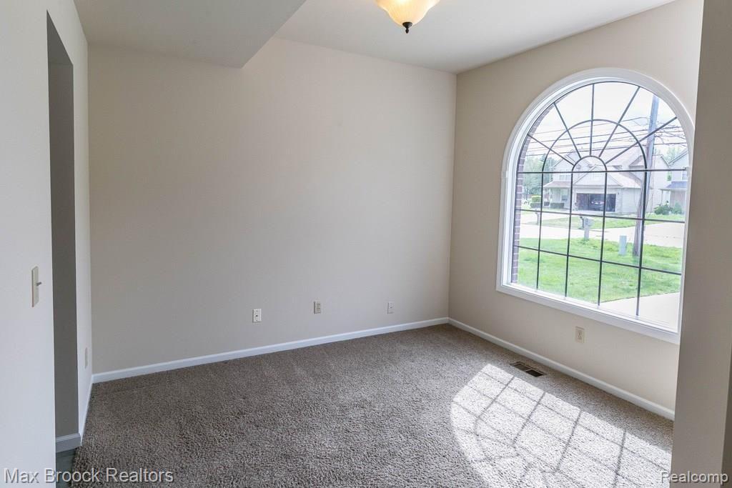 1636MilvertonDr-3.jpg