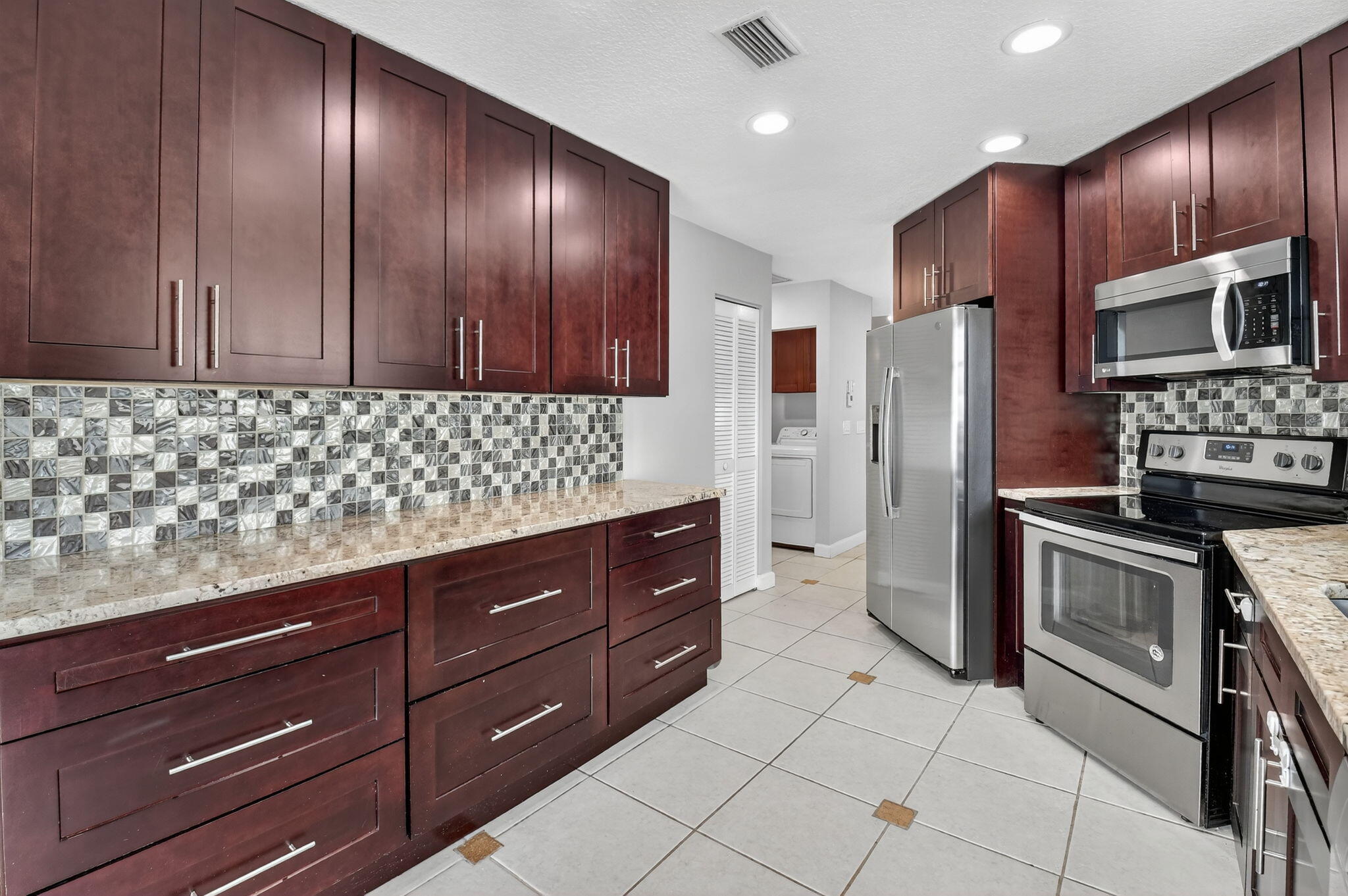 20909 Boca Ridge Drive South Boca Raton, FL 33428 - Photo 20 of 62 Kitchen