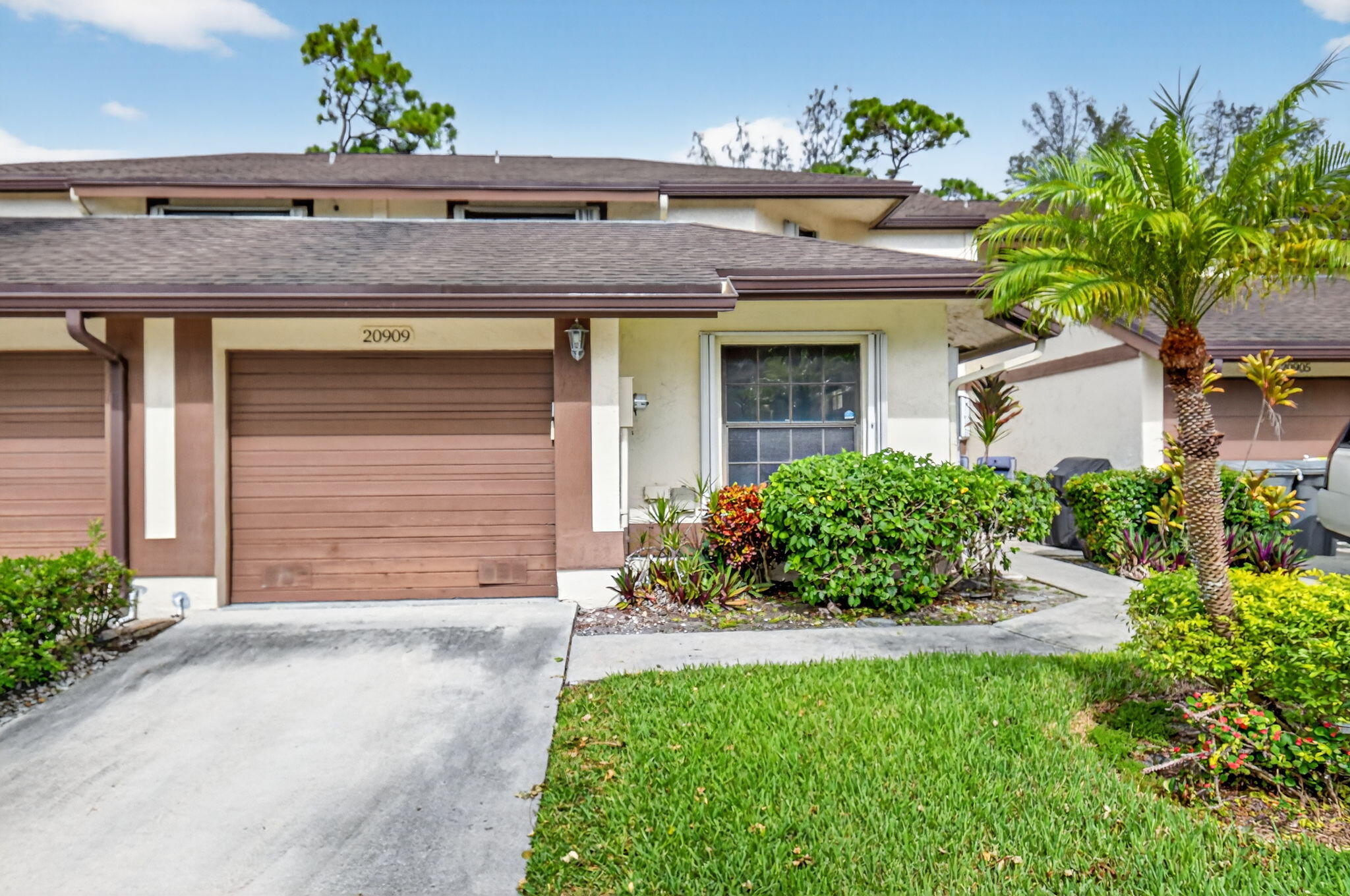 20909 Boca Ridge Drive South Boca Raton, FL 33428 - Photo 4 of 62 Front View