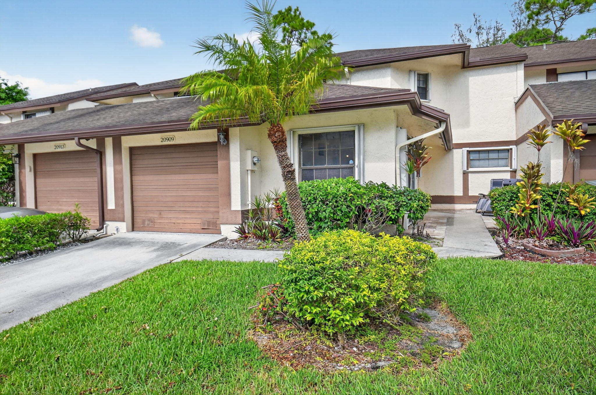 20909 Boca Ridge Drive South Boca Raton, FL 33428 - Photo 5 of 62 Front View
