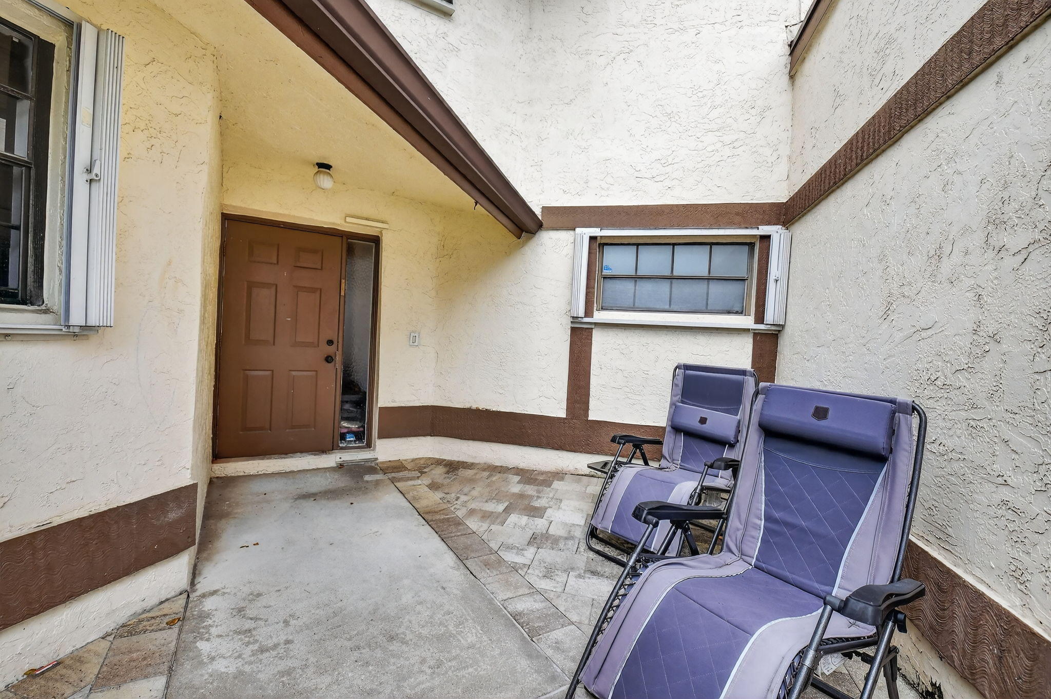 20909 Boca Ridge Drive South Boca Raton, FL 33428 - Photo 6 of 62 Side View