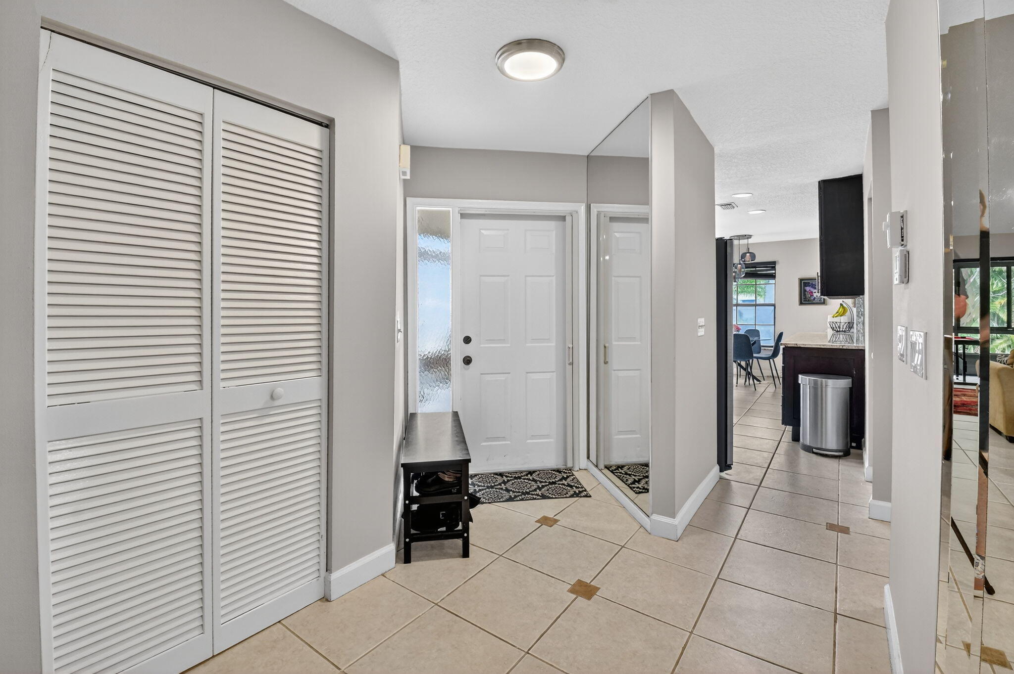 20909 Boca Ridge Drive South Boca Raton, FL 33428 - Photo 7 of 62 Foyer