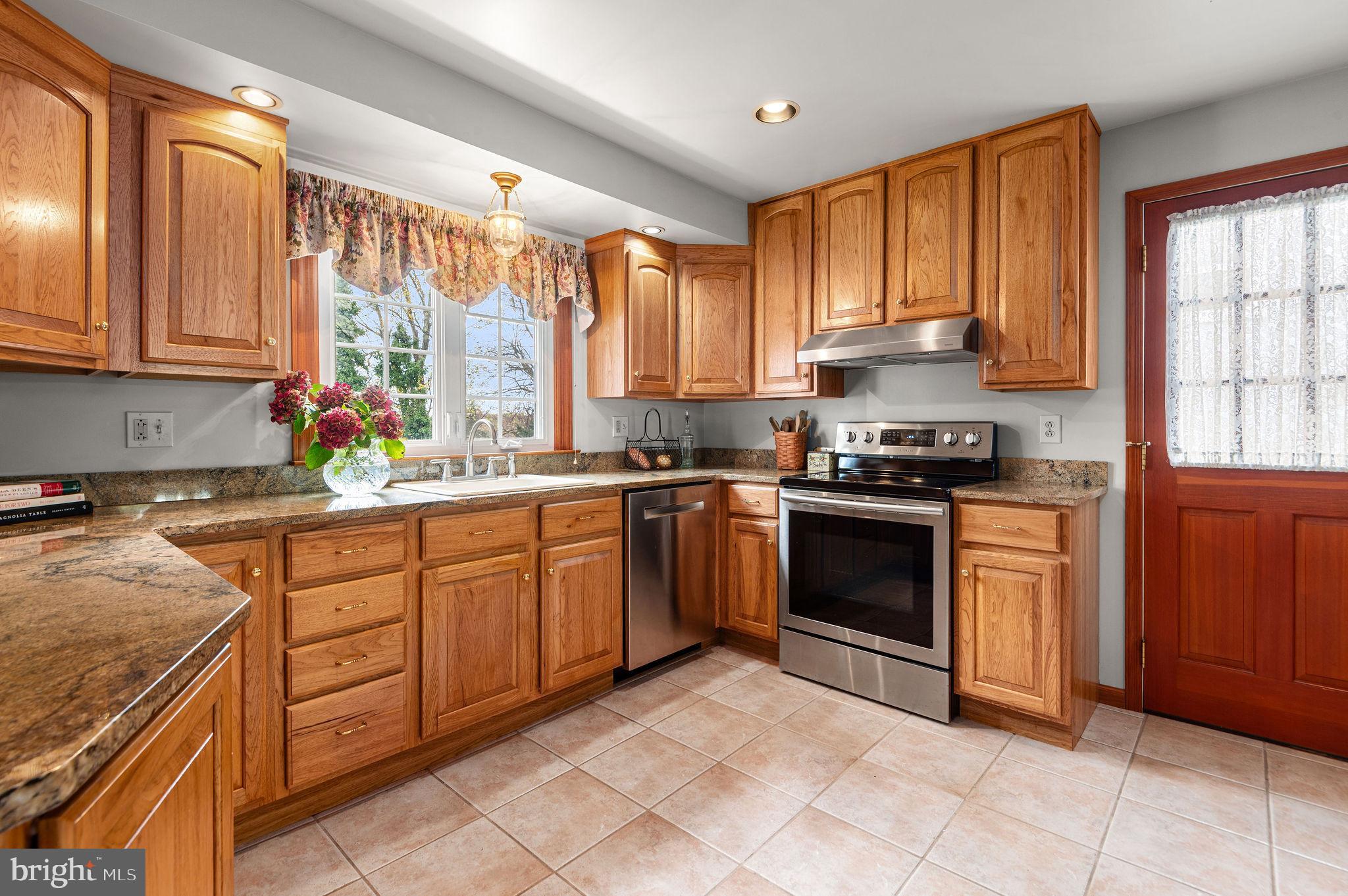 148 Byberry Road Hatboro, PA 19040 - Photo 6 of 22 Kitchen