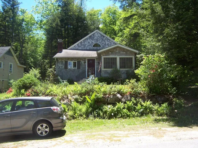 $2,500 | 155 Whittemore Point Road South, Bristol, NH 03222