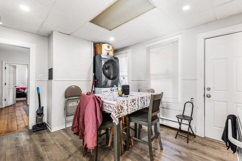 25 Read Street Lowell, MA 01850 - Photo 12 of 40