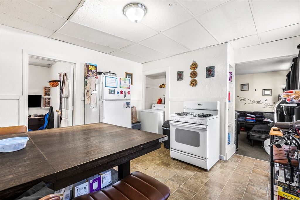 25 Read Street Lowell, MA 01850 - Photo 28 of 40