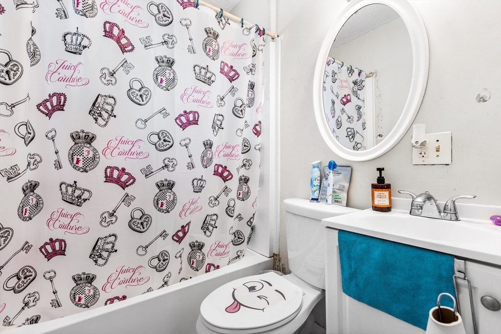 25 Read Street Lowell, MA 01850 - Photo 6 of 40