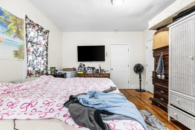 $649,900 | 25 Read Street, Lowell, MA 01850